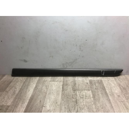 Baguette de porte avant gauche CITROEN C4 PICASSO 1 d’occasion