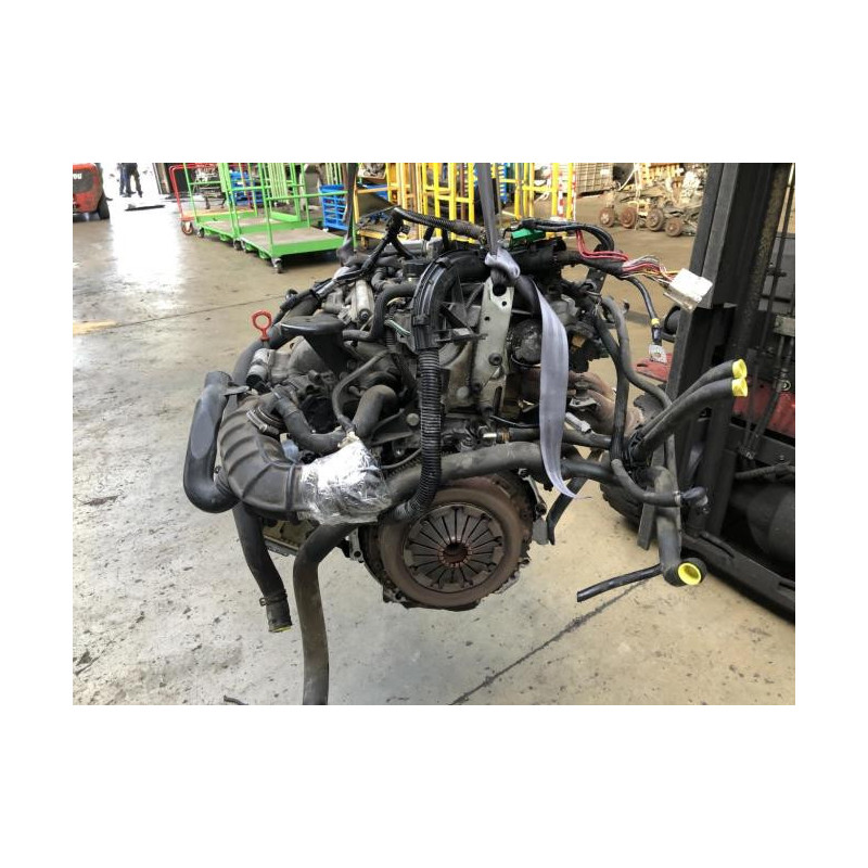 Moteur RENAULT SAFRANE PHASE 2 d’occasion