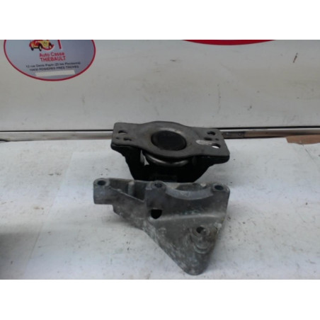 Support moteur droit RENAULT  d’occasion