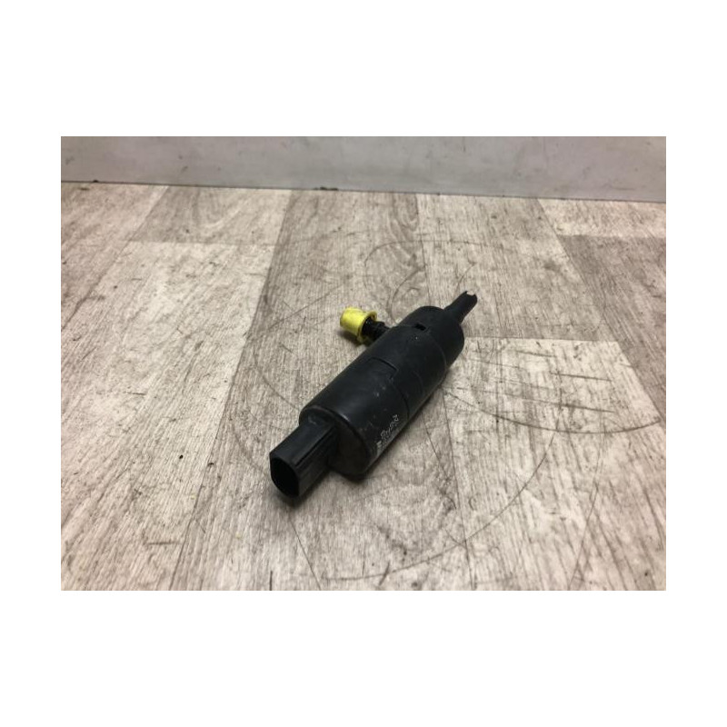 Pompe lave glace avant BMW SERIE 3 E91 TOURING PHASE 1 BREAK d’occasion