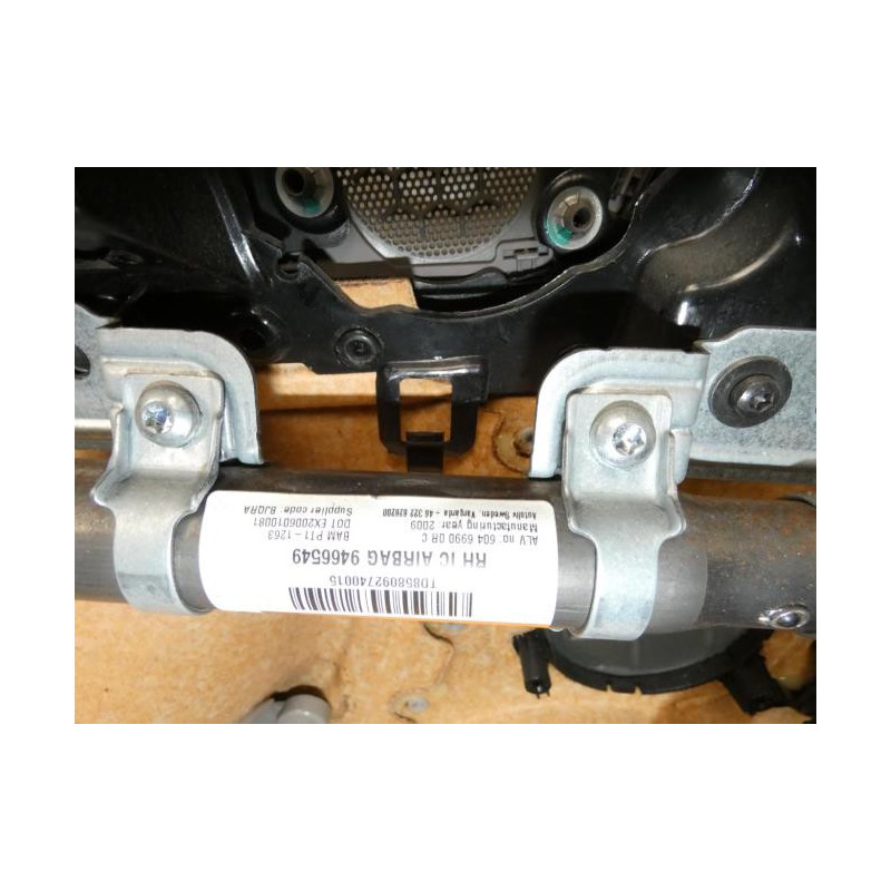 Panneau de porte avant droit VOLVO C 70 2 PHASE 1 CABRIOLET d’occasion