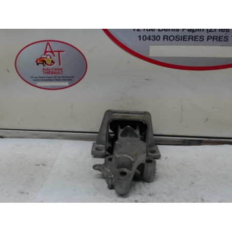 Support moteur droit RENAULT TWINGO II PHASE 1 d’occasion