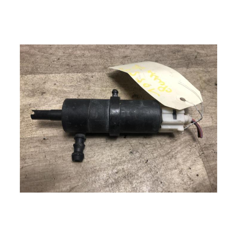 Pompe lave phares MERCEDES CLASSE CLA 117 d’occasion