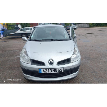 Platine feu arriere droit RENAULT CLIO 3 PHASE 1 d’occasion
