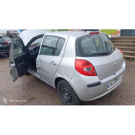 Platine feu arriere droit RENAULT CLIO 3 PHASE 1 d’occasion