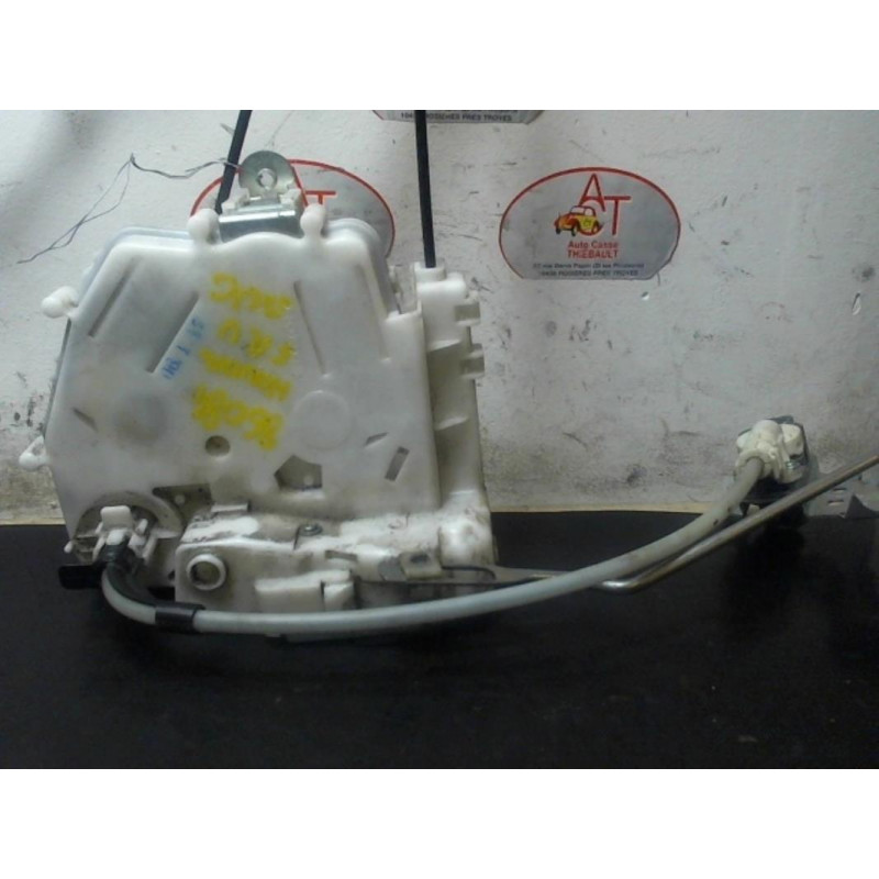 Serrure avant gauche HONDA FR-V 2.2 CDTI d’occasion