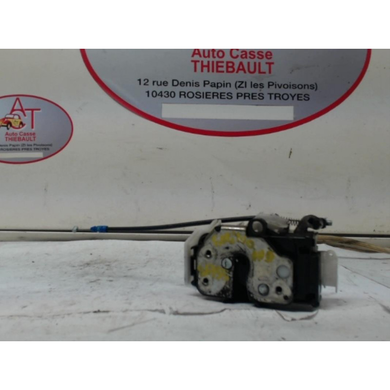 Serrure avant droit FIAT FIORINO III COMBI 1.3 Multijet d’occasion