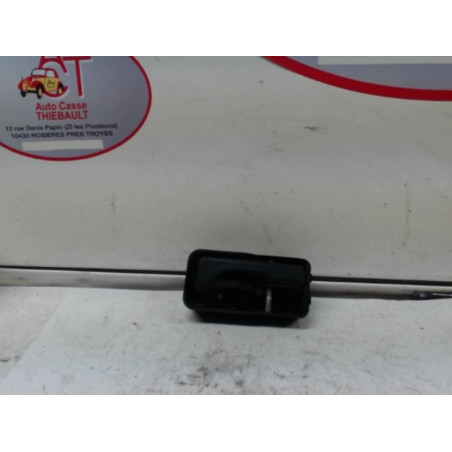 Poignee interieur avant gauche FORD TRANSIT CHASSIS CABINE 1994 d’occasion