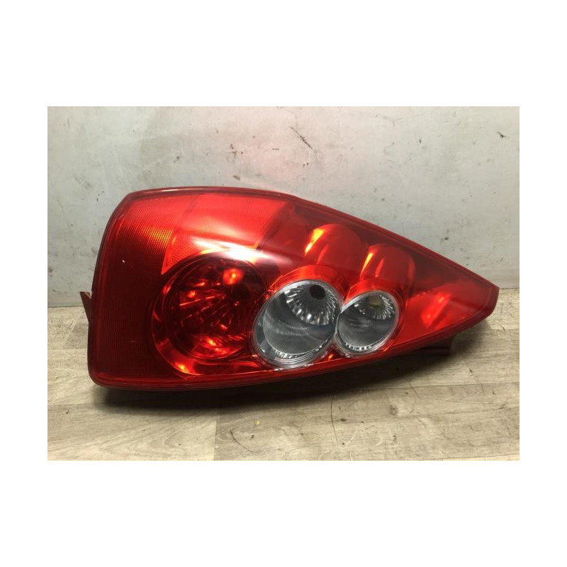 Feu arriere principal gauche (feux) MAZDA 5 1 PHASE 1 d’occasion