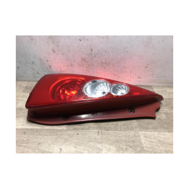 Feu arriere principal gauche (feux) MAZDA 5 1 PHASE 1 d’occasion