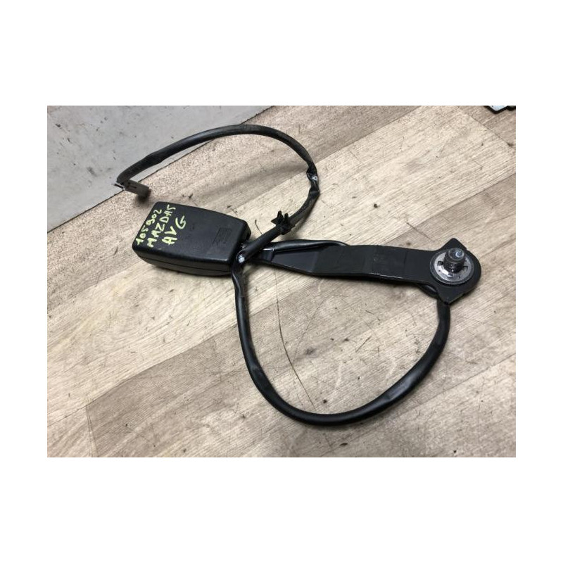Attache ceinture avant gauche MAZDA 5 1 PHASE 1 d’occasion