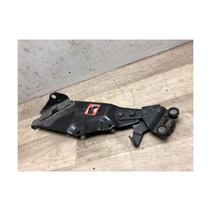 Chariot porte laterale coulissante MAZDA 5 1 PHASE 1 d’occasion
