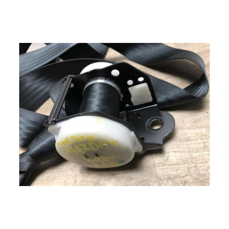 Ceinture arriere droite troisieme ligne MAZDA 5 1 PHASE 1 d’occasion