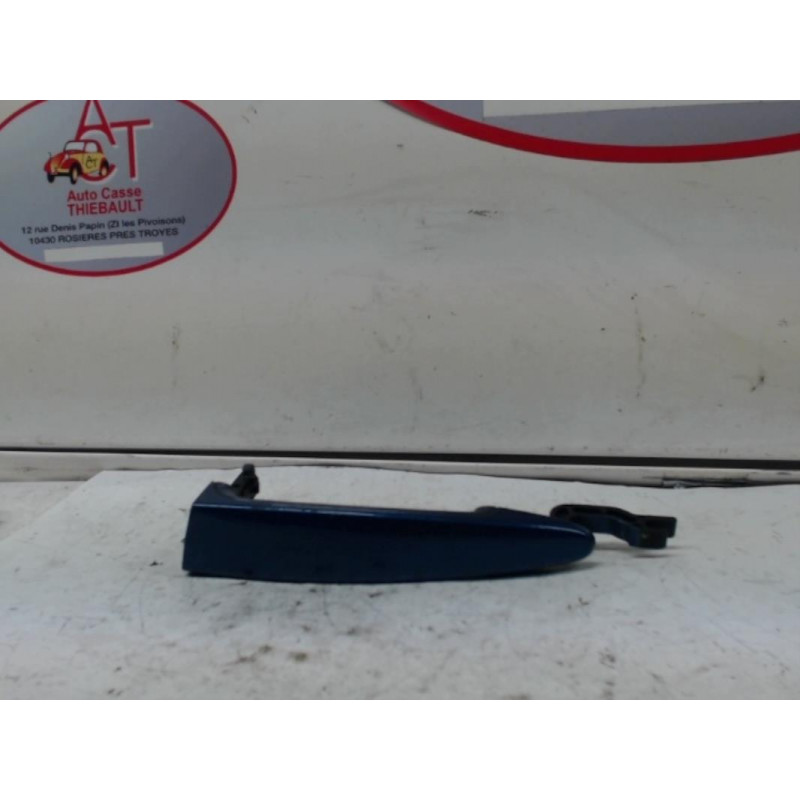 Poignee porte avant gauche BMW BMW 1 (E81) 118 d 143cv (105kw) d’occasion