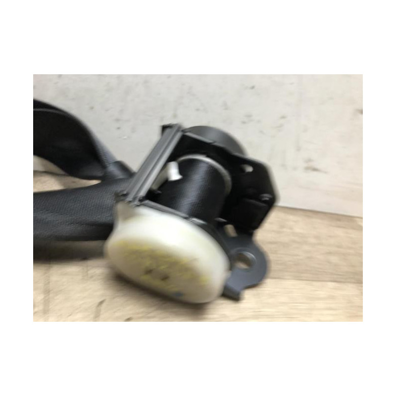 Ceinture arriere gauche MAZDA 5 1 PHASE 1 d’occasion