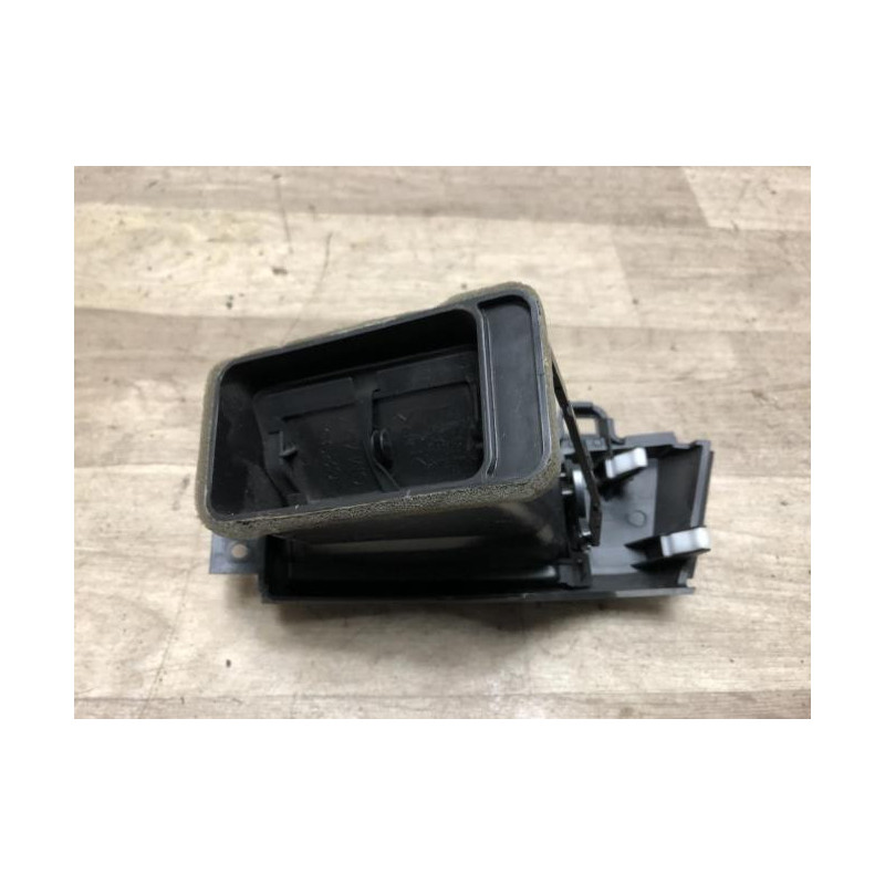 Aerateur tableau de bord MAZDA 5 1 PHASE 1 d’occasion