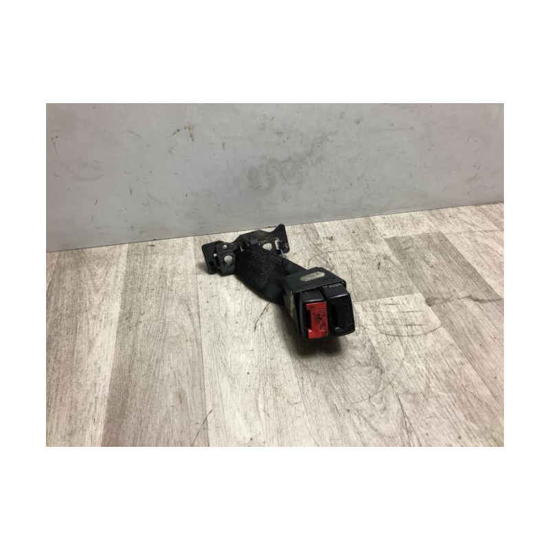 Attache ceinture arriere gauche RENAULT SAFRANE PHASE 2 d’occasion