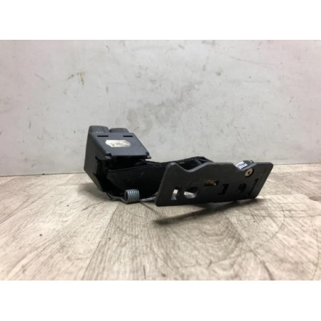 Attache ceinture arriere gauche RENAULT SAFRANE PHASE 2 d’occasion