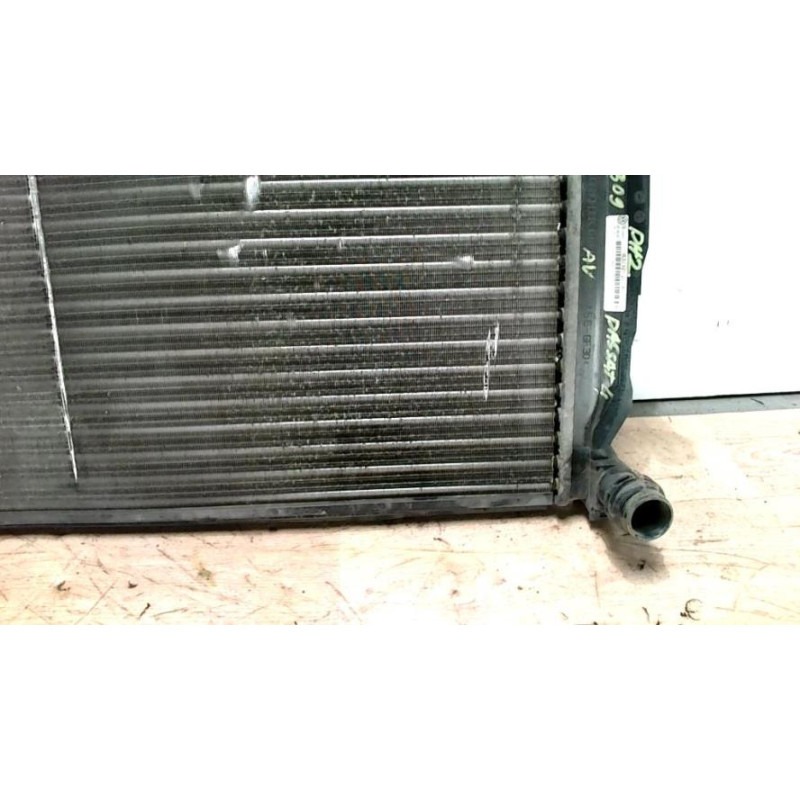 Radiateur eau VOLKSWAGEN PASSAT 4 PHASE 2 BREAK d’occasion