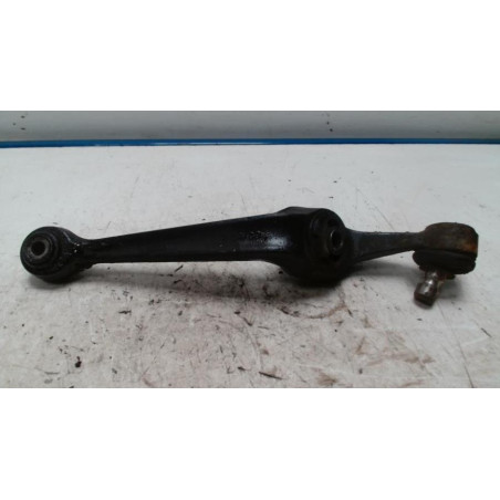 Bras de suspension superieur avant droit PEUGEOT 205 PHASE 2 d’occasion