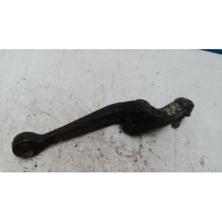 Bras de suspension superieur avant gauche PEUGEOT 205 PHASE 2 d’occasion