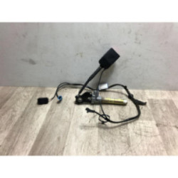 Attache ceinture avant gauche RENAULT SAFRANE PHASE 2 d’occasion