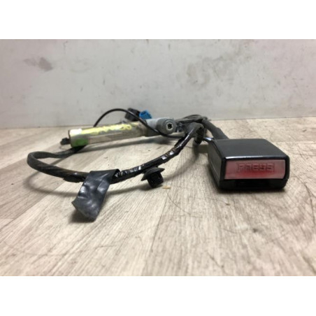 Attache ceinture avant gauche RENAULT SAFRANE PHASE 2 d’occasion