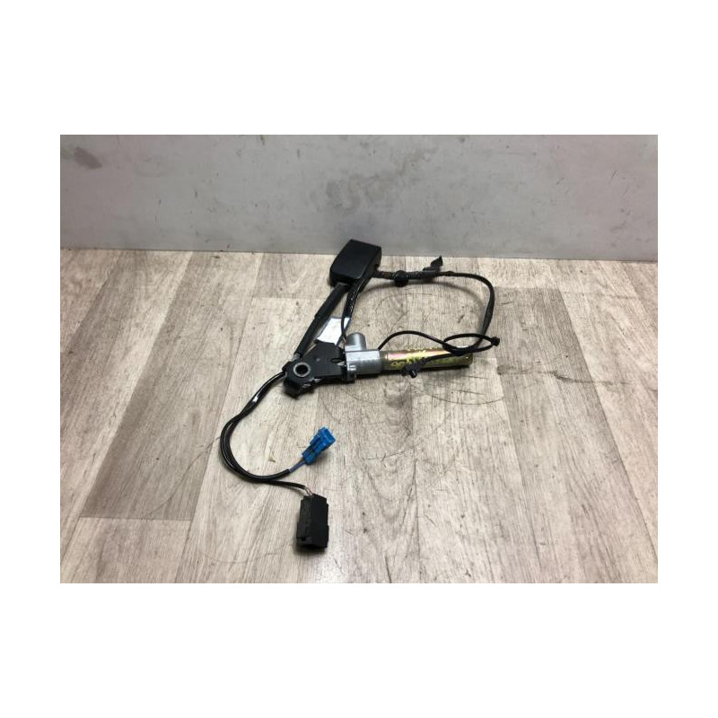 Attache ceinture avant gauche RENAULT SAFRANE PHASE 2 d’occasion