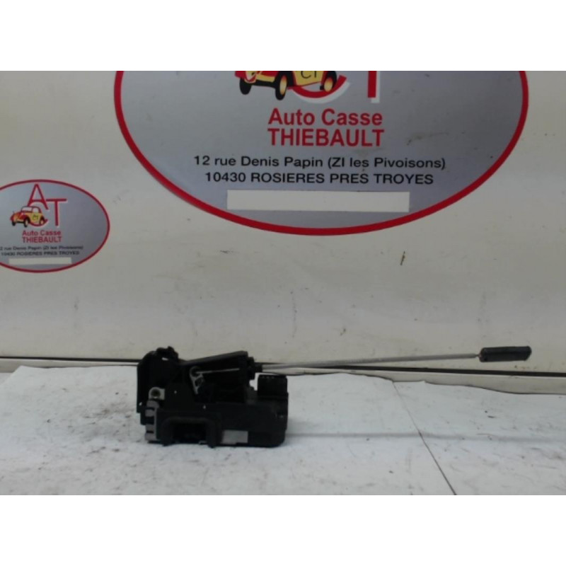 Serrure avant droit OPEL MERIVA (A) PHASE 1 d’occasion