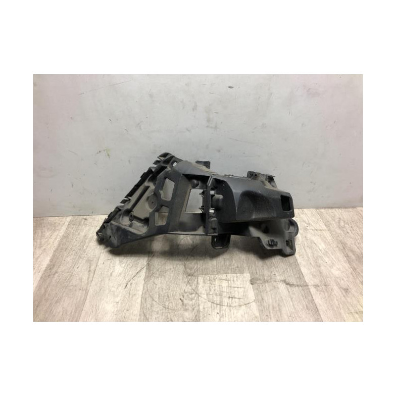 Support de pare chocs avant RENAULT CLIO 4 PHASE 1 d’occasion