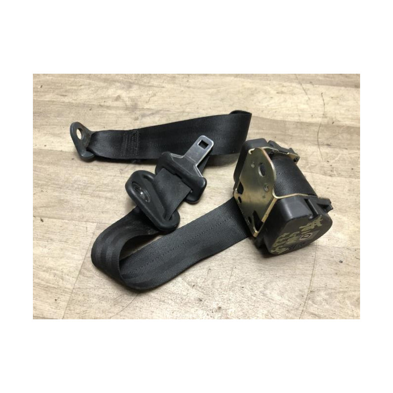 Ceinture arriere droit PEUGEOT 106 PHASE 2 d’occasion