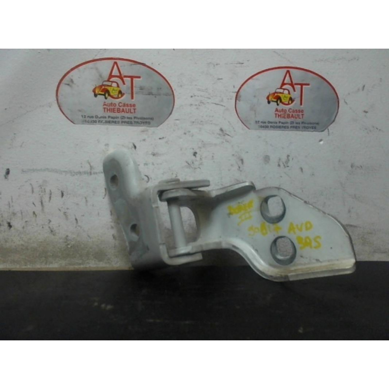 Charniere de porte avant droit OPEL ZAFIRA (A) PHASE 1 d’occasion