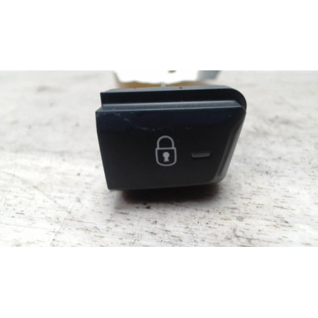 Commande de fermeture centralisee PEUGEOT 208 1 PHASE 1 d’occasion