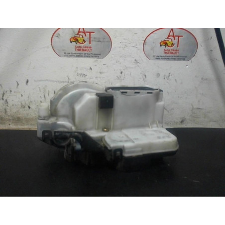Serrure avant droit VOLKSWAGEN POLO III (6N2) PHASE 2 d’occasion