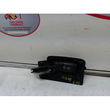 Poignee interieur avant droit PEUGEOT 307 HDI d’occasion