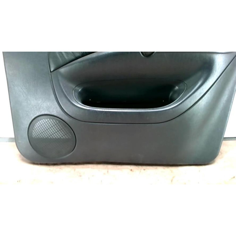 Panneau de porte avant droit MERCEDES CLASSE M 163 PHASE 1 d’occasion