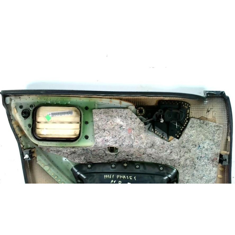 Panneau de porte avant droit MERCEDES CLASSE M 163 PHASE 1 d’occasion