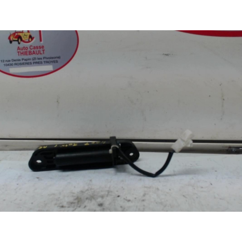 Poignee porte coffre PEUGEOT 4007 d’occasion