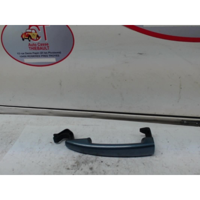 Poignee porte avant droit PEUGEOT 207 PHASE 1 d’occasion