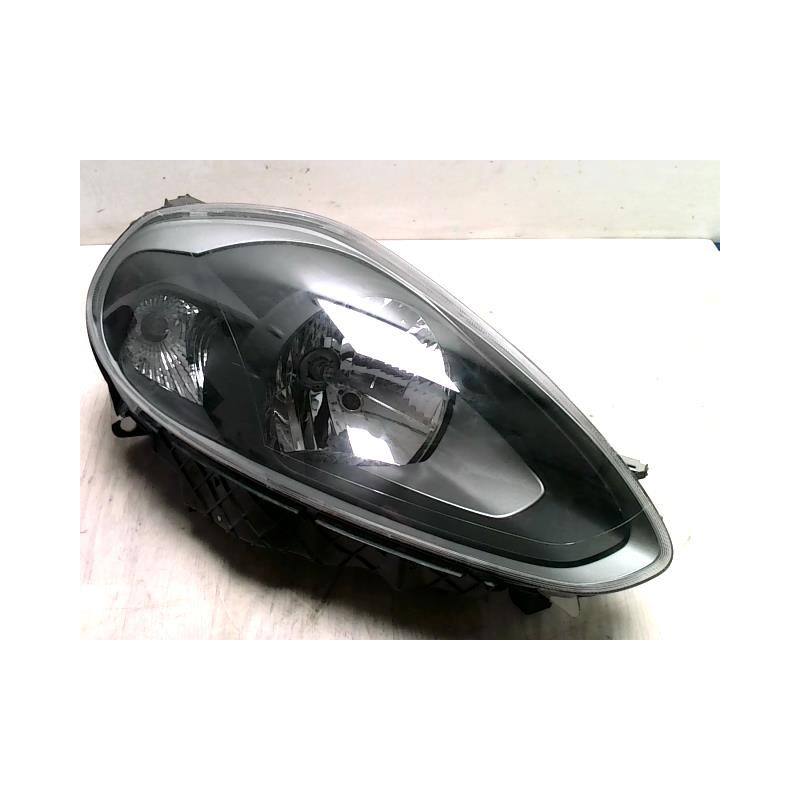 Optique avant principal droit (feux)(phare) FIAT GRANDE PUNTO d’occasion