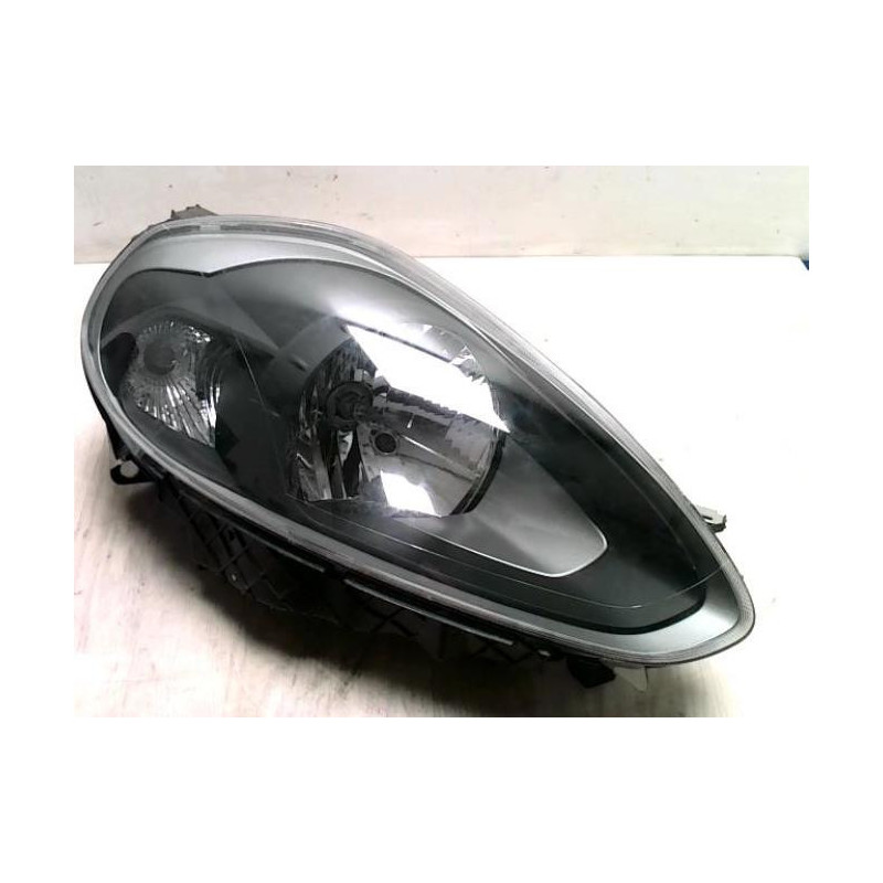 Optique avant principal droit (feux)(phare) FIAT GRANDE PUNTO d’occasion