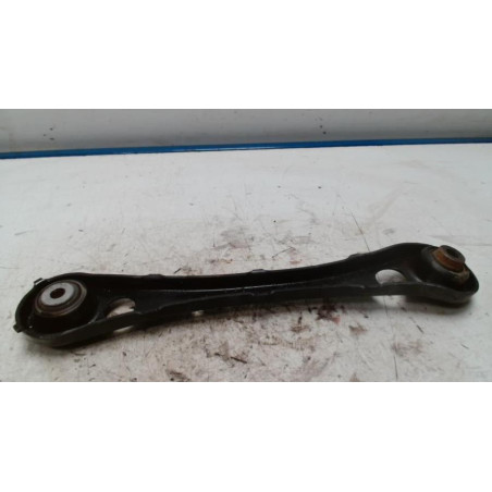 Bras de suspension superieur avant droit AUDI A4 2 PHASE 2 d’occasion