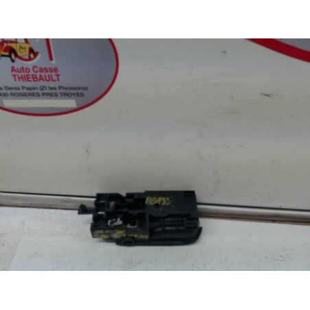Poignee interieur avant droit SUZUKI ALTO III d’occasion