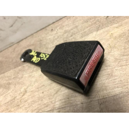 Attache ceinture avant droit PEUGEOT 206+ d’occasion