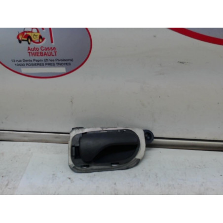 Poignee interieur arriere droit RENAULT ESPACE III d’occasion