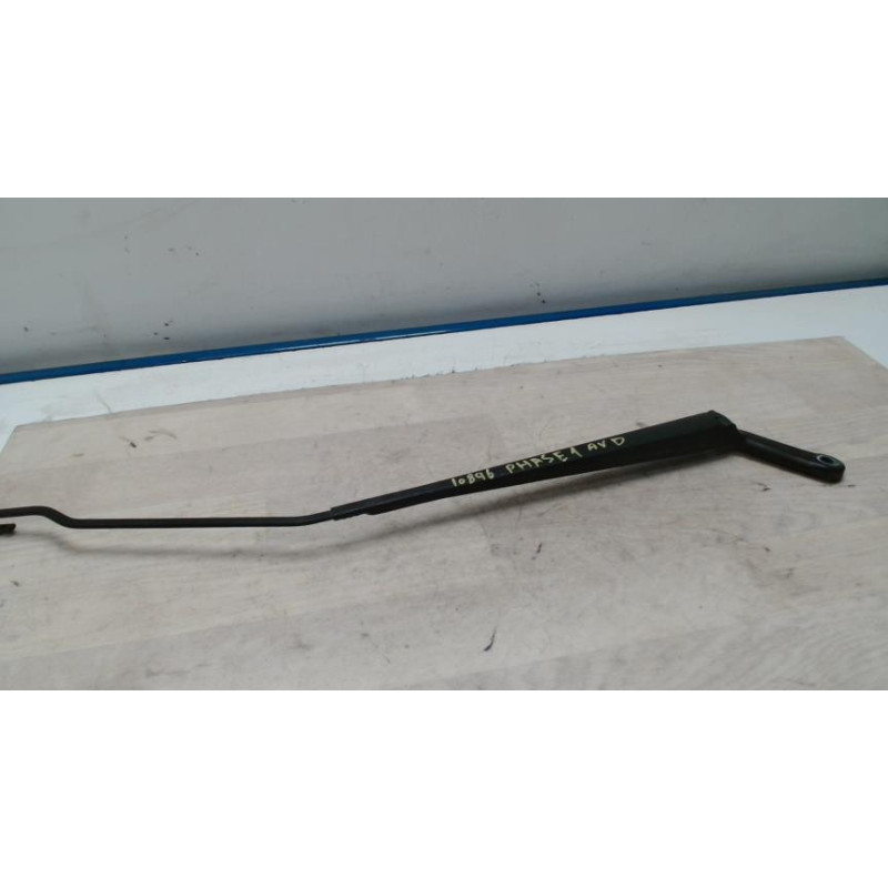 Bras essuie glace avant droit PEUGEOT 206 PHASE 1 CABRIOLET d’occasion