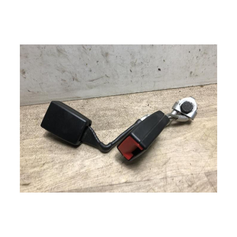Attache ceinture arriere gauche AUDI A3 2 SPORTBACK PHASE 2 d’occasion