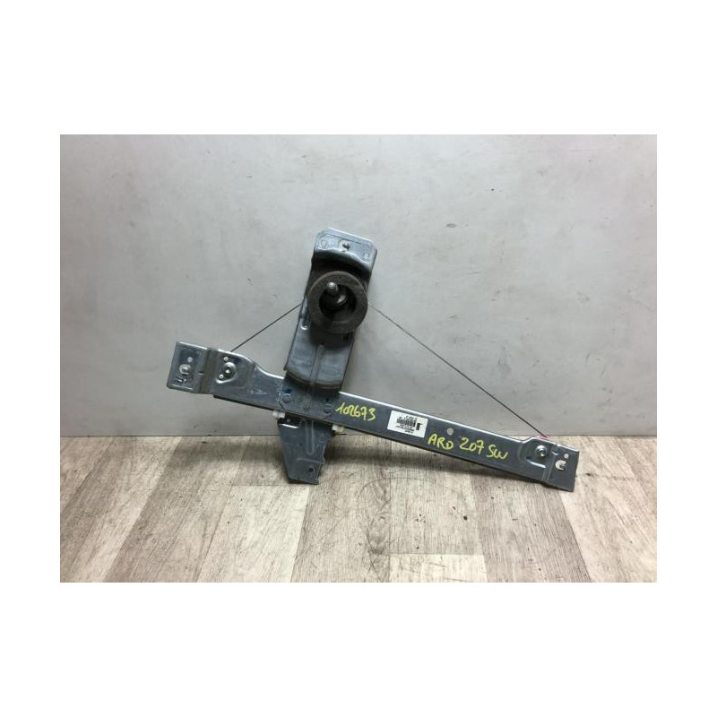 Leve vitre mecanique arriere droit PEUGEOT 207 PHASE 2 BREAK d’occasion