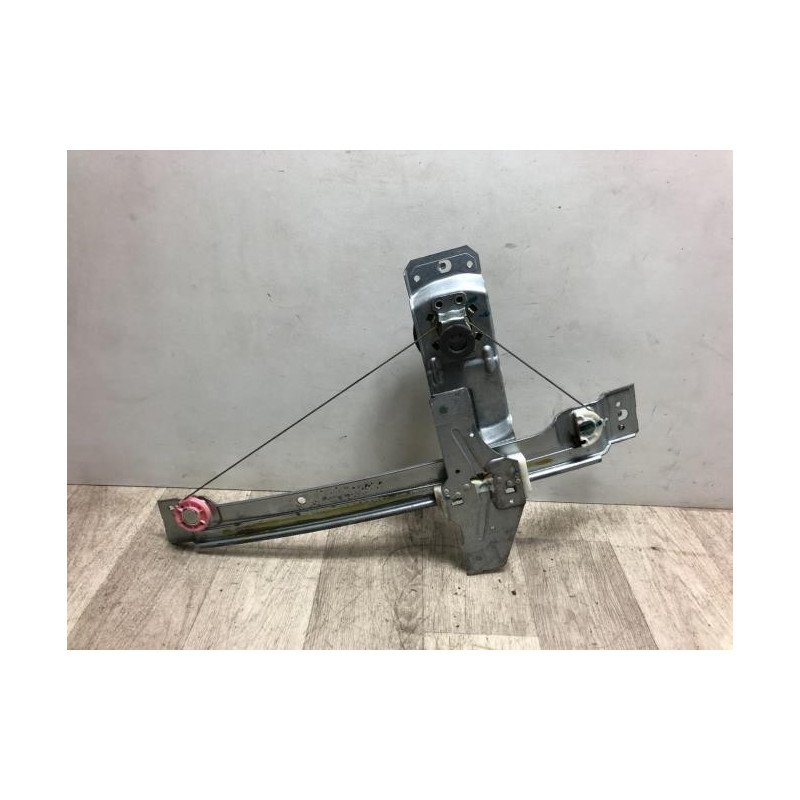 Leve vitre mecanique arriere droit PEUGEOT 207 PHASE 2 BREAK d’occasion