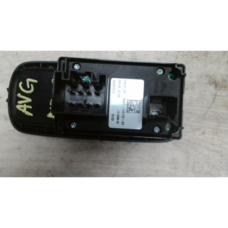 Interrupteur de leve vitre avant gauche FORD FIESTA 6 PHASE 1 d’occasion